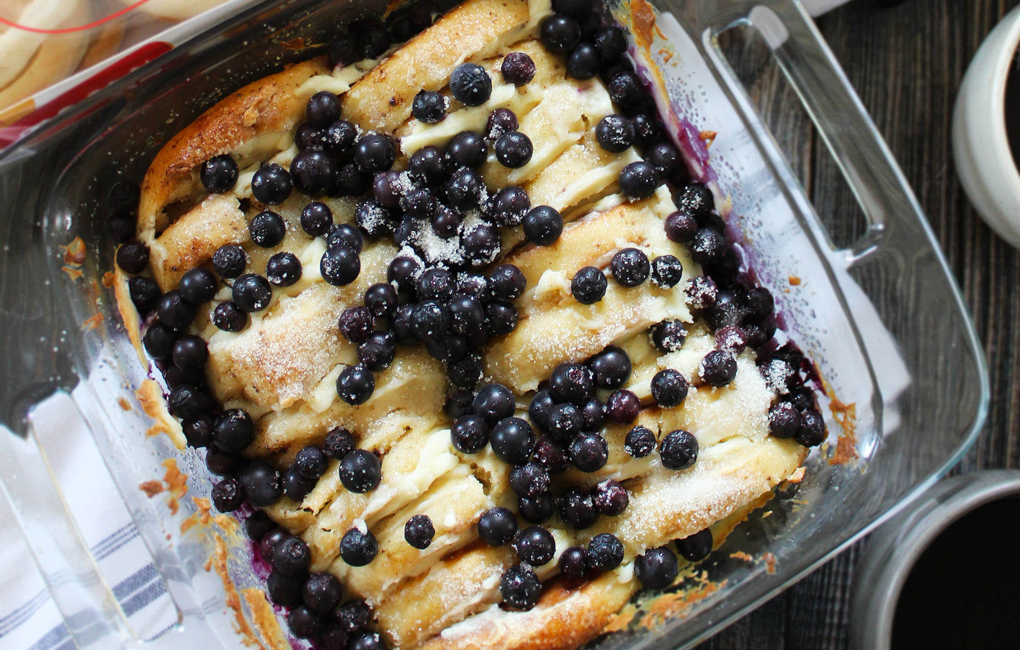 BAYS AND BERRIES STACKED IN A CASSEROLE DISH