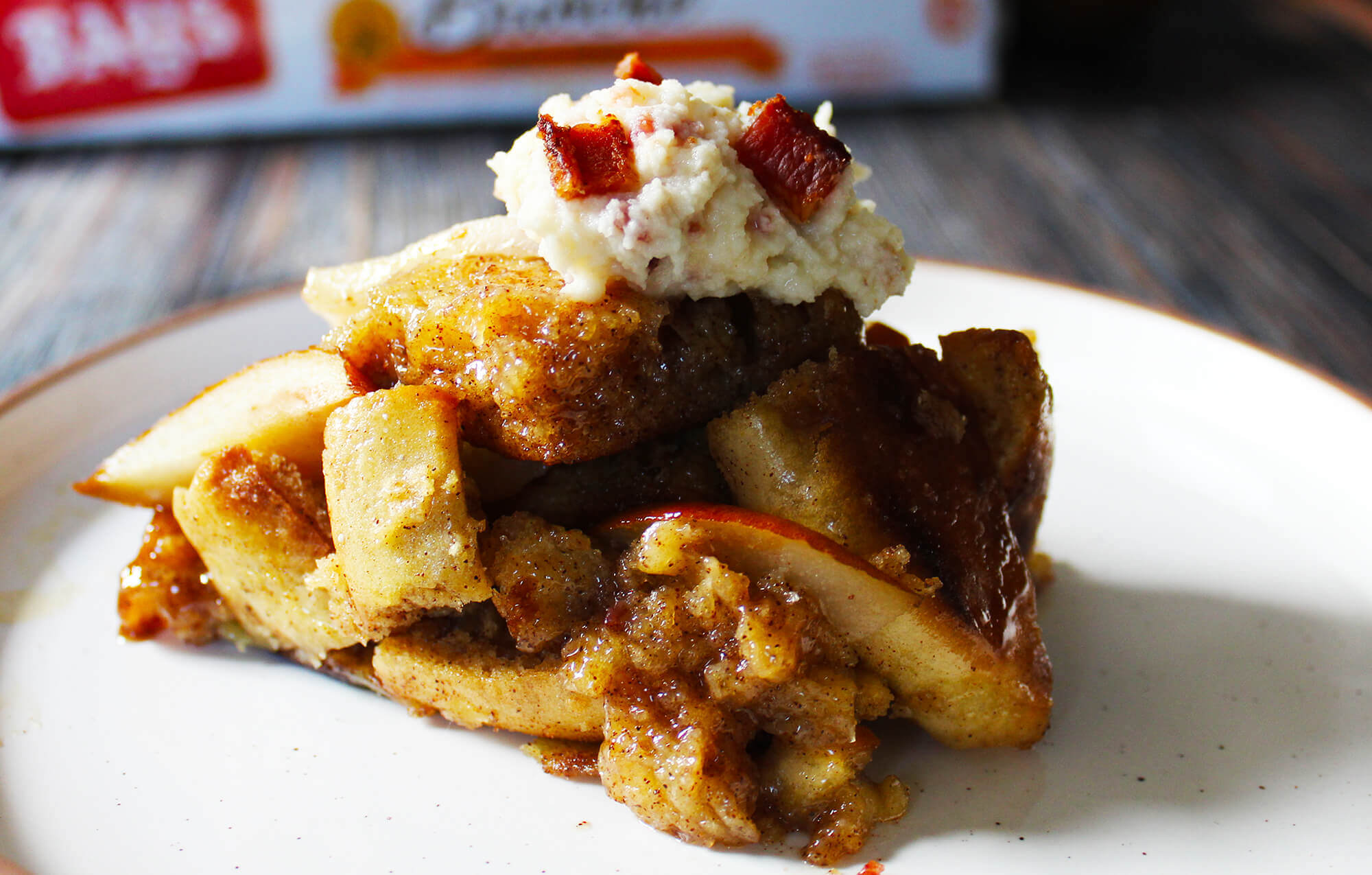 BAYS DESSERT CASSEROLE WITH FRUIT AND MASCARPONE ON TOP