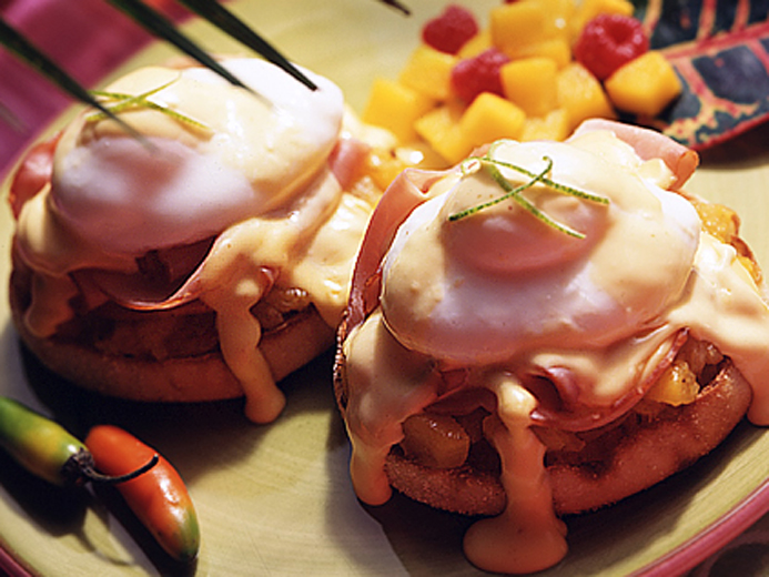 SPICY JAMAICAN BENEDICT WITH LIME HOLLANDAISE JAMAICAN BENEDICT WITH LIME HOLLANDAISE